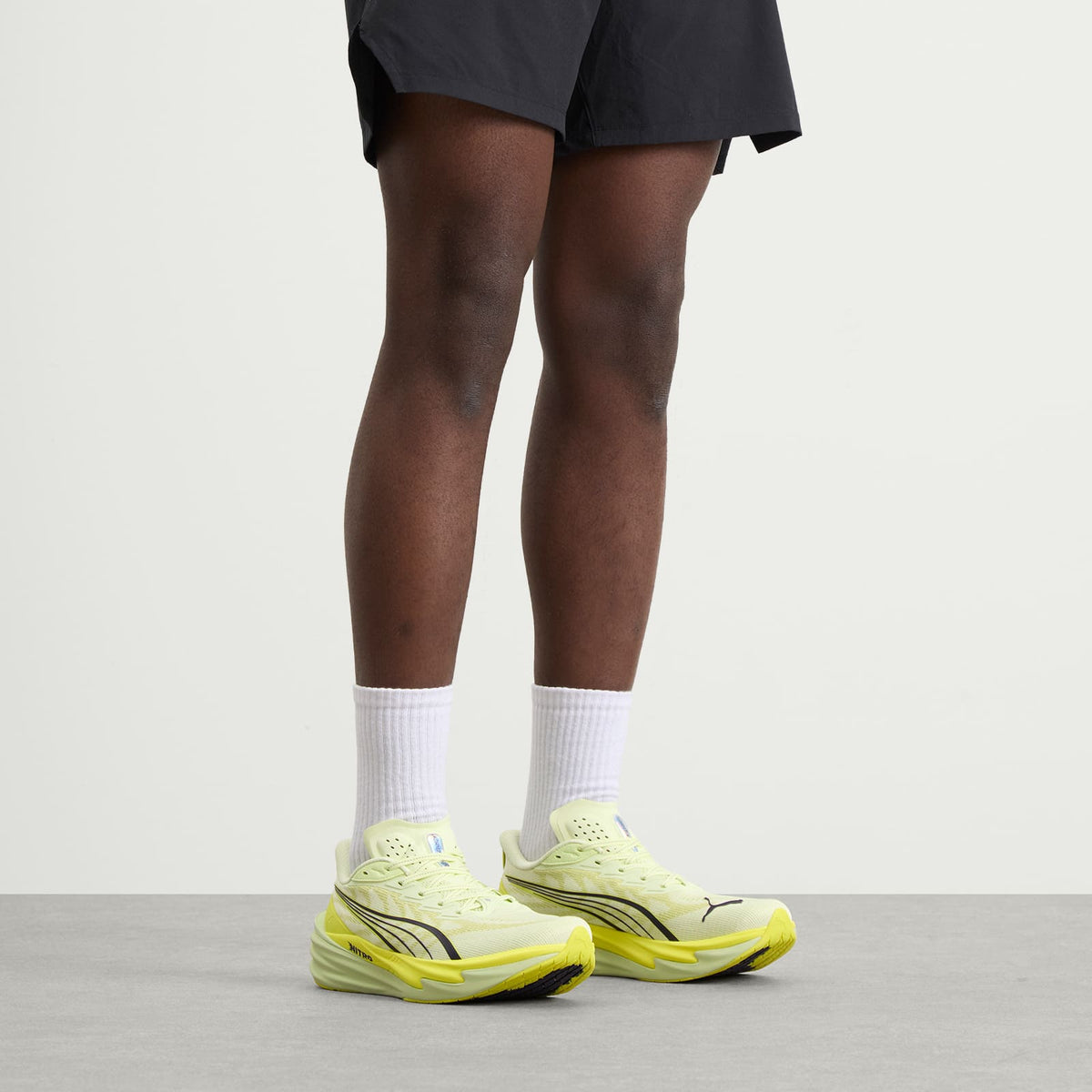 Puma Deviate NITRO 4 Sneaker