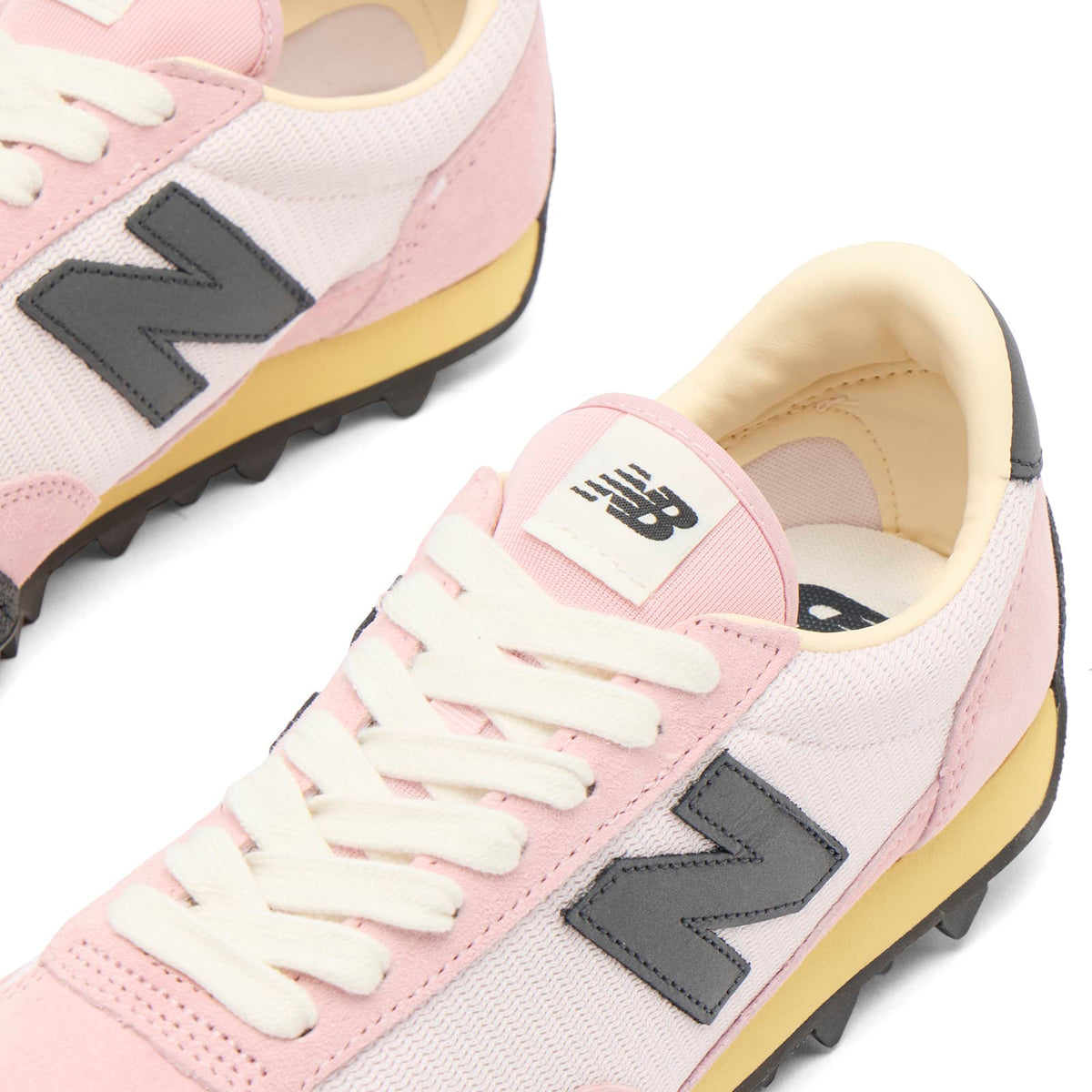 New Balance GTR Sneaker