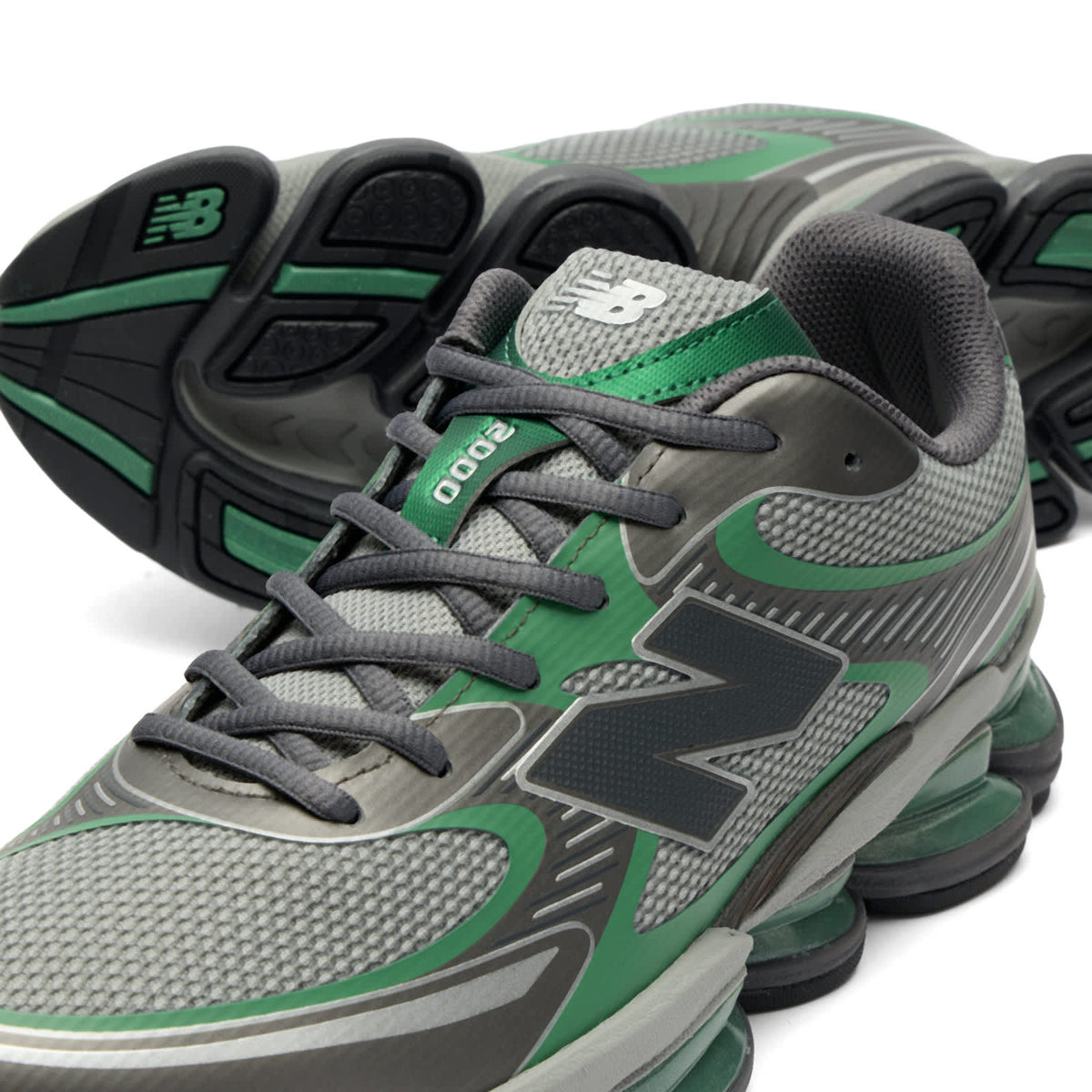 New Balance 2000 Sneaker