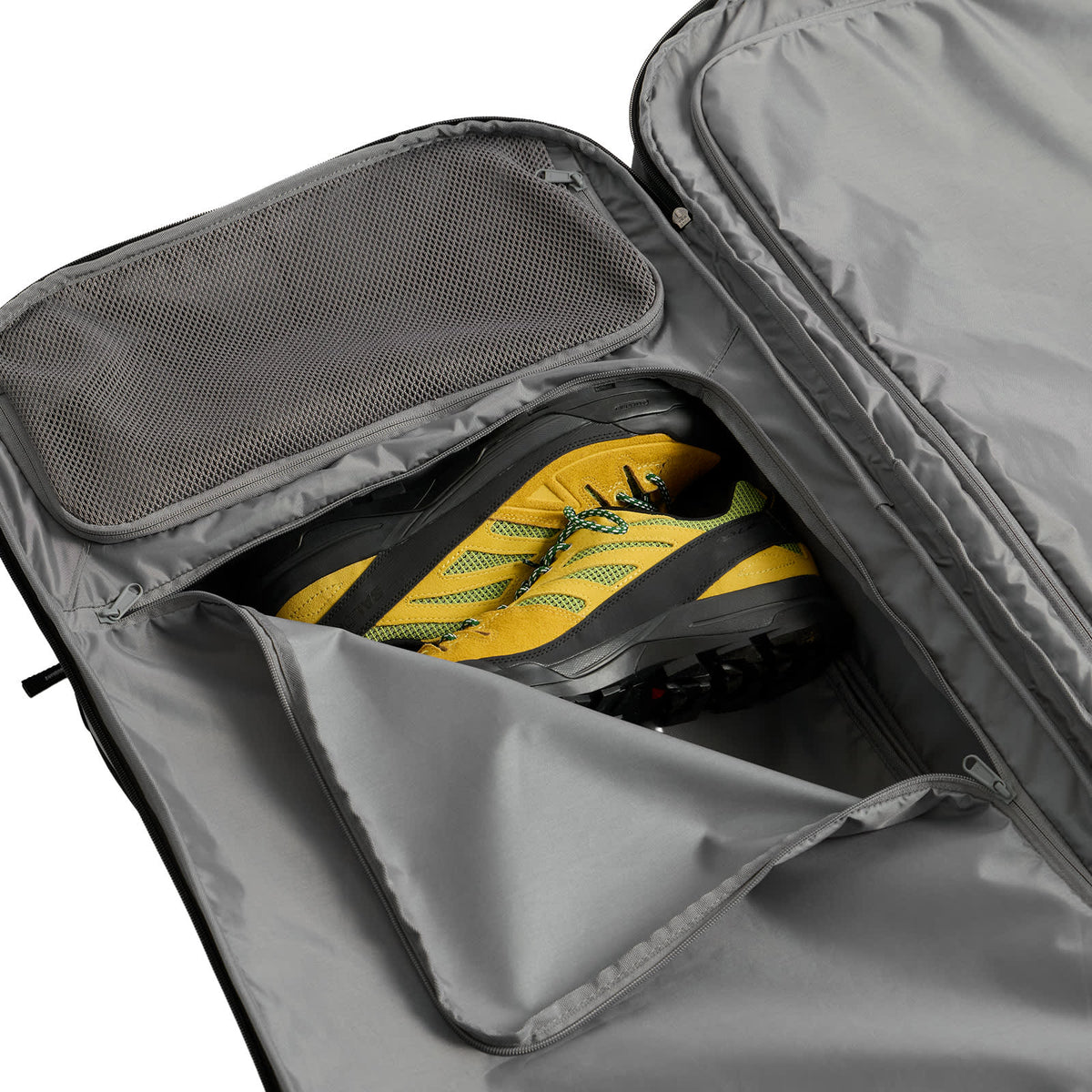 Eastpak Transit'r Pro Luggage Case - Large