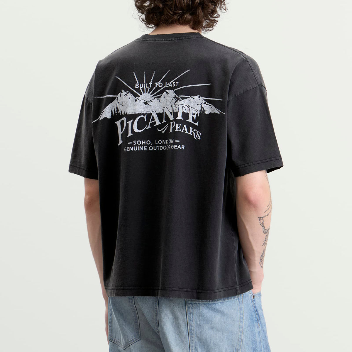 PICANTE Peaks Patch T-Shirt