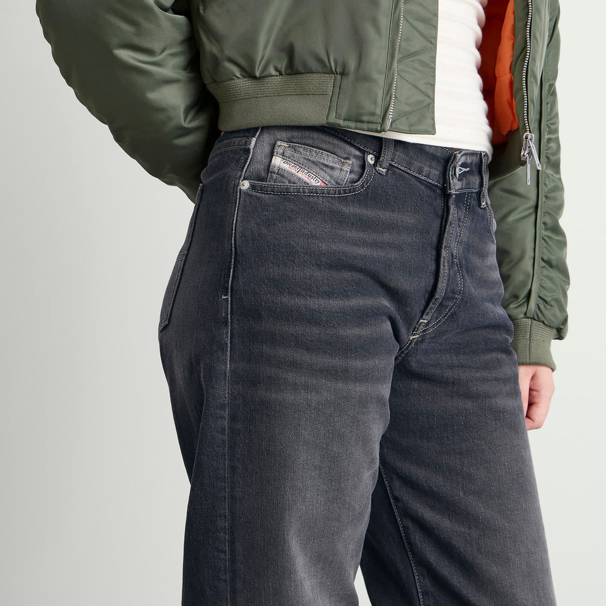 Diesel 1971 D-Sent Jeans - LEG 30