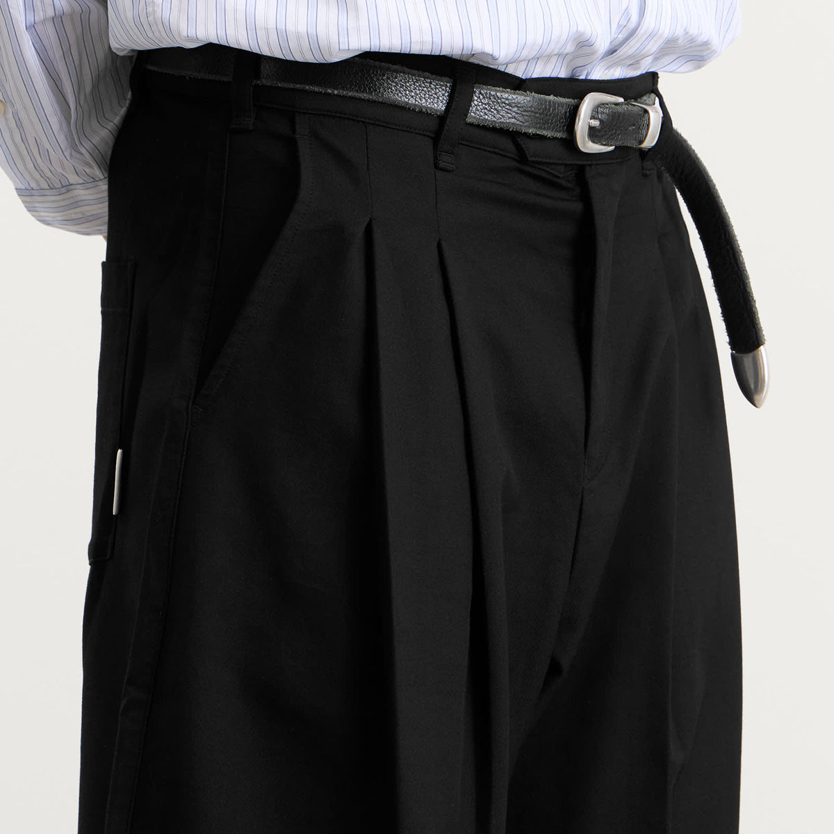 Porter James Dart-Knee Pleated Trousers