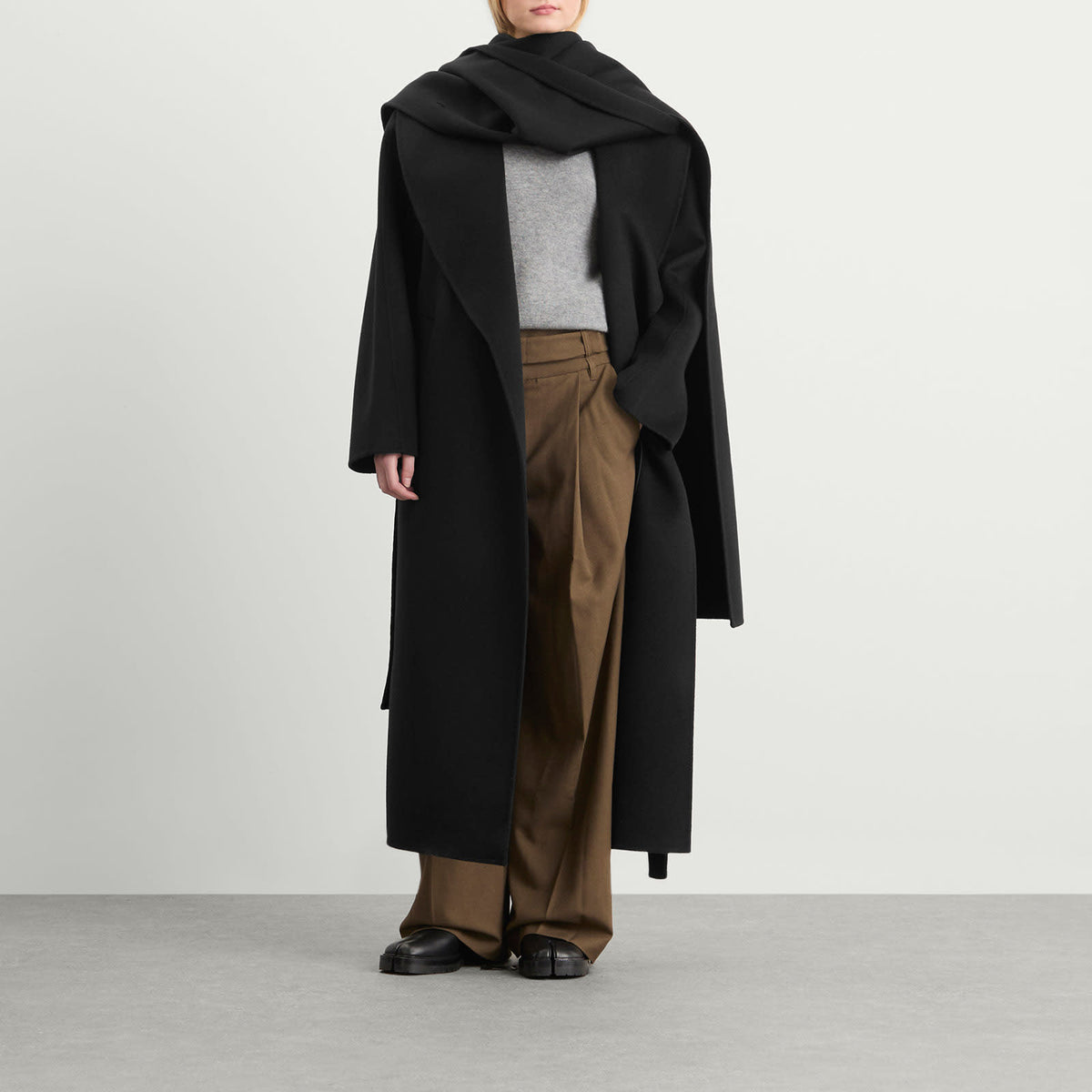 Róhe Signature Double-Faced Scarf Coat With Belt