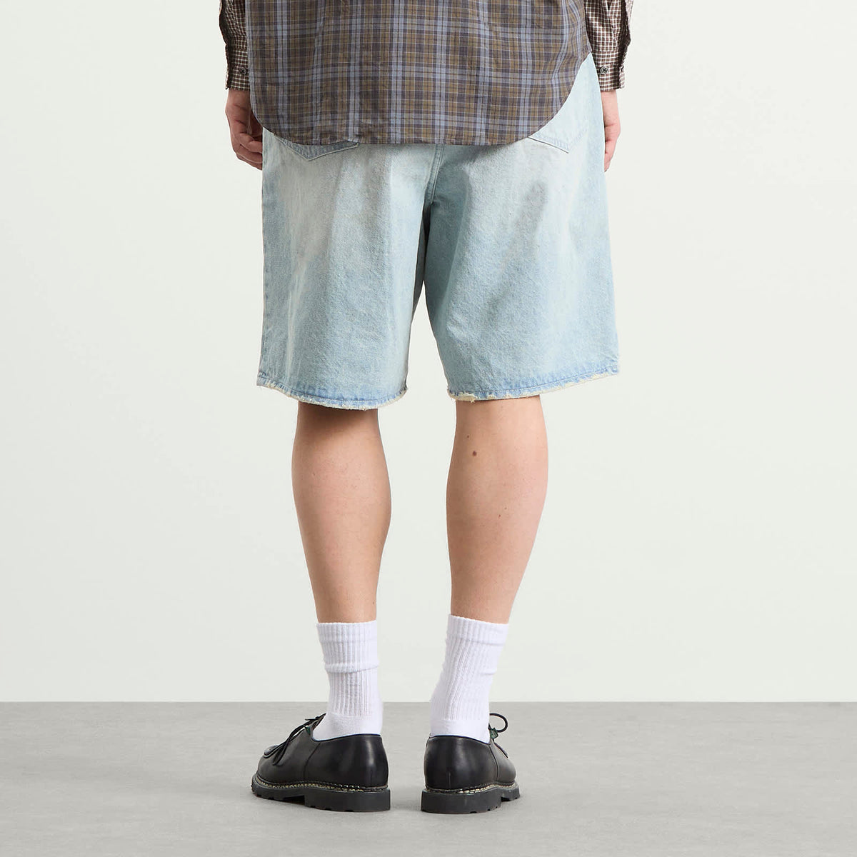 BEAMS Damage Denim Shorts