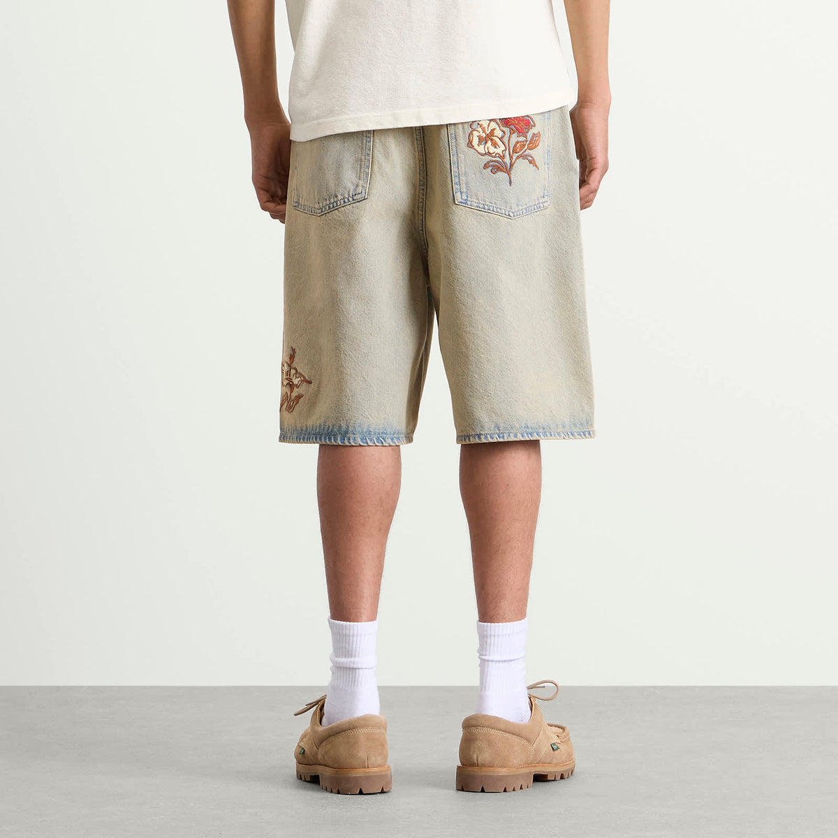 Drôle de Monsieur Embroidered Flowers Patch Denim Shorts