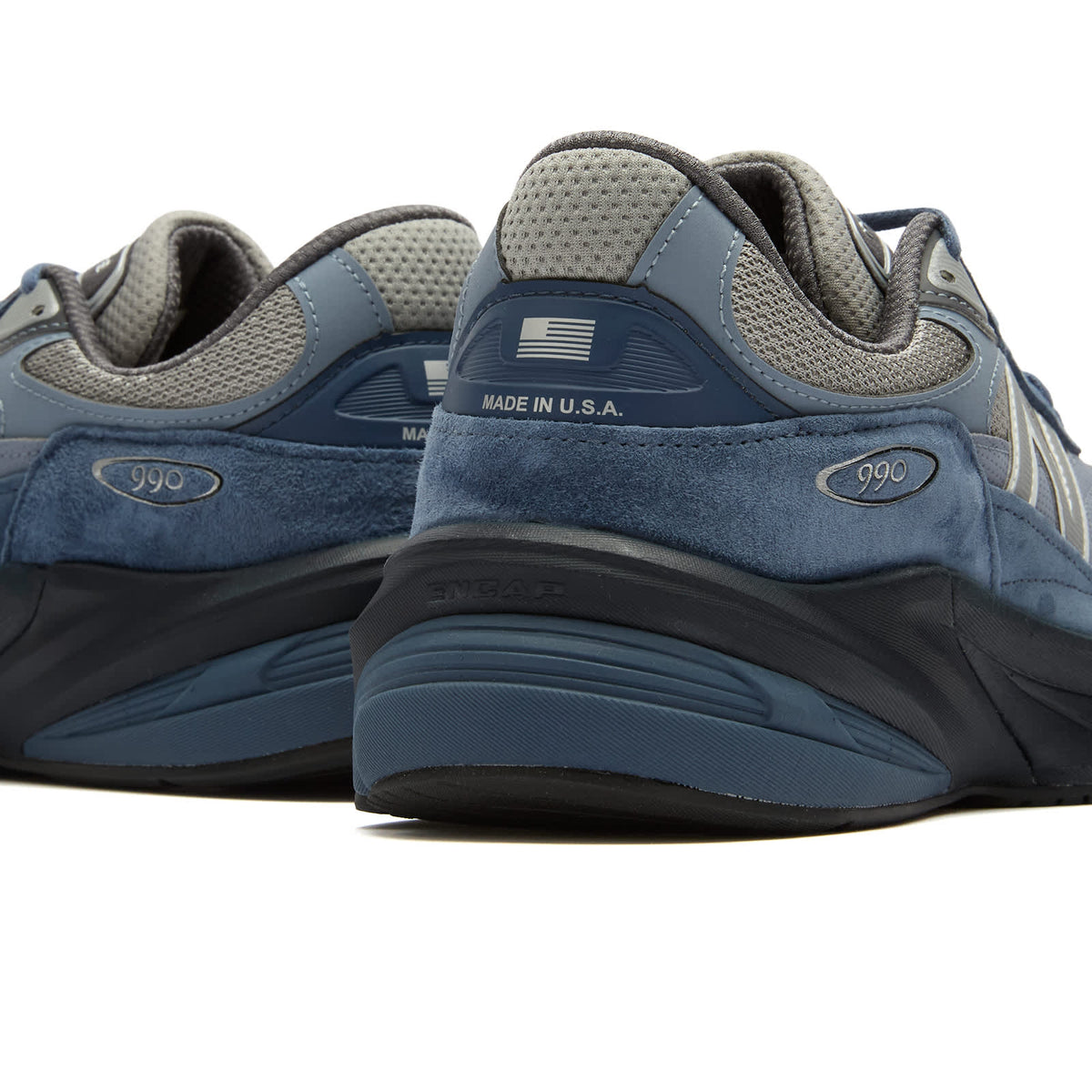 New Balance 990v6 Sneaker