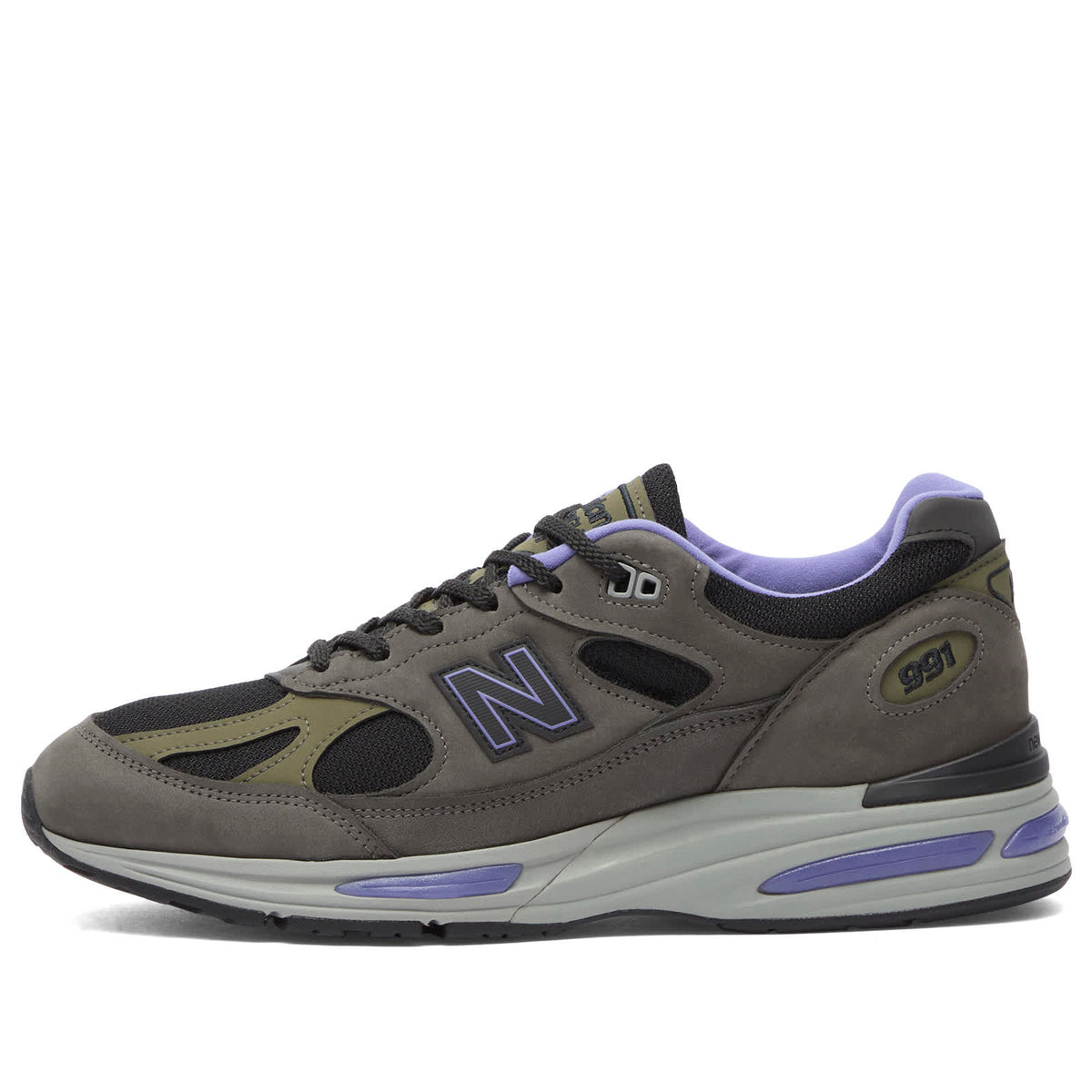 New Balance 991v2 Sneaker