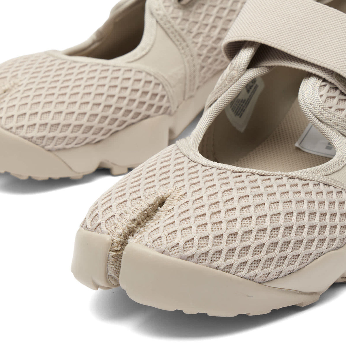 Nike W Air Rift Lace Sneaker