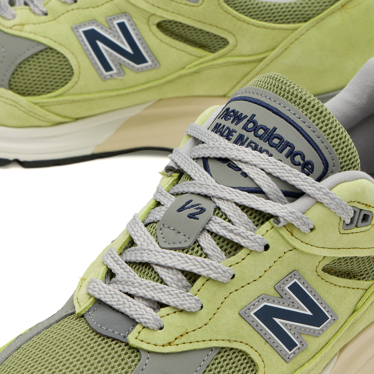 New Balance 991v2 Sneaker