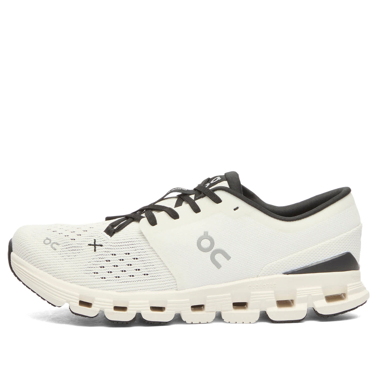 ON Cloud x 4 Sneaker