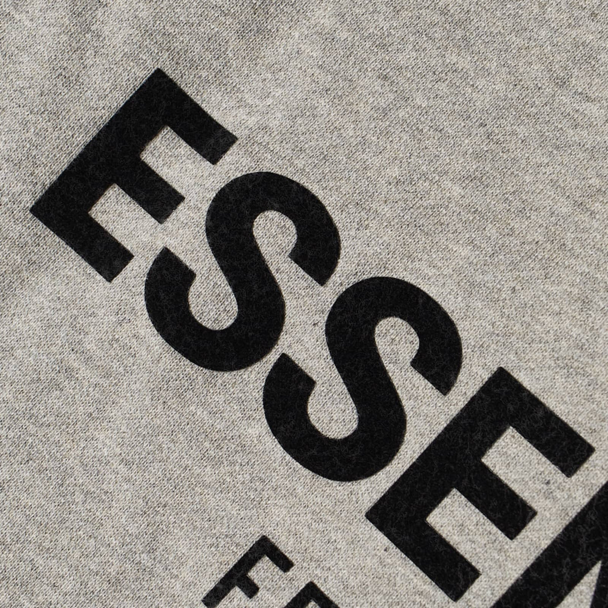 FEAR OF GOD ESSENTIALS Relaxed Back Logo Longsleeve T-Shirt