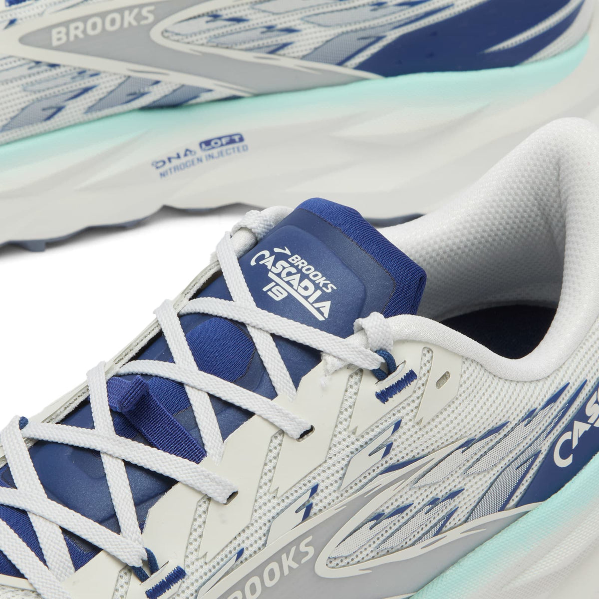 Brooks Cascadia 19 Sneaker