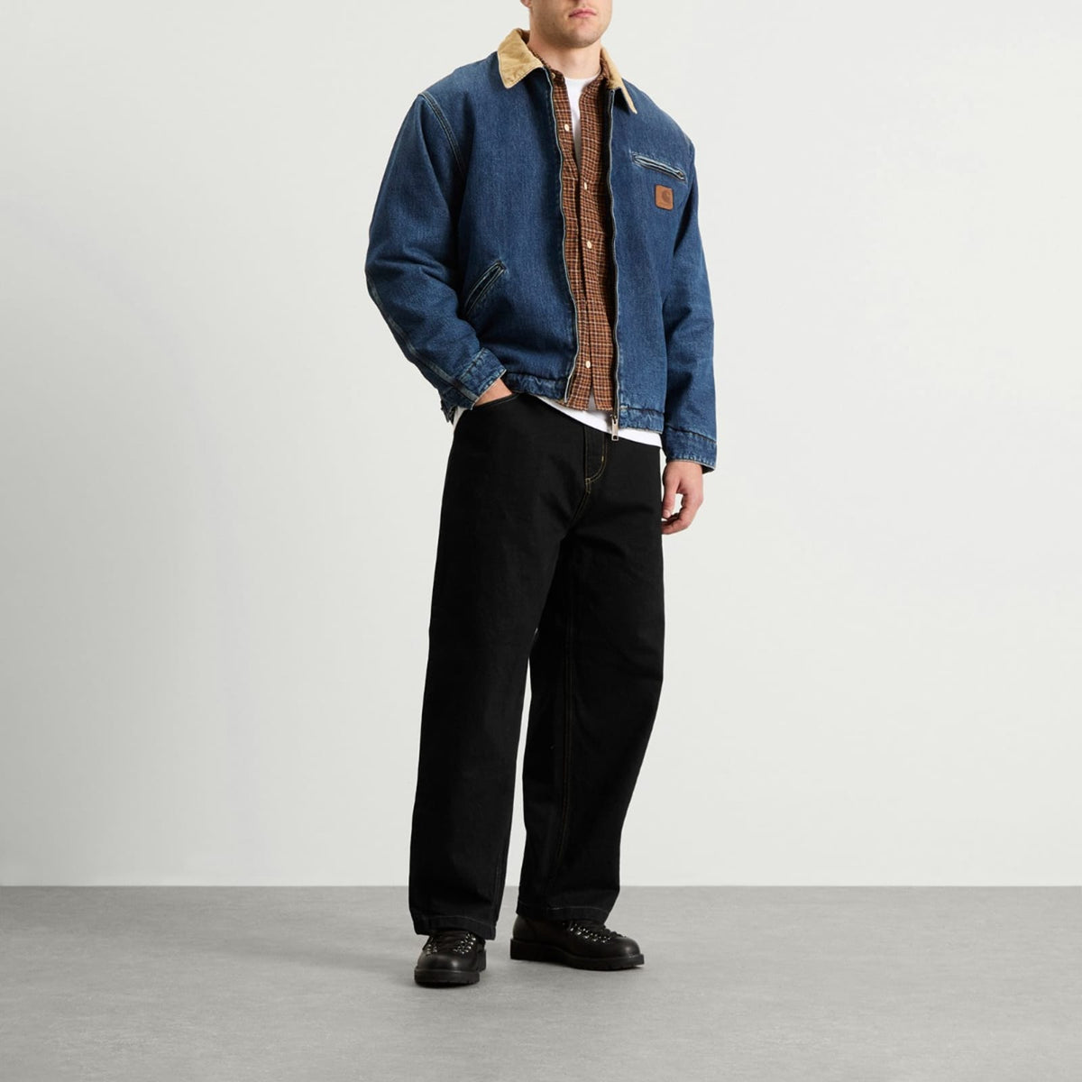 Carhartt WIP Brandon Loose Straight Jeans