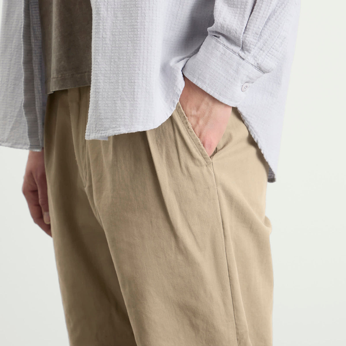 Khakis Slub Common Pleated Trousers