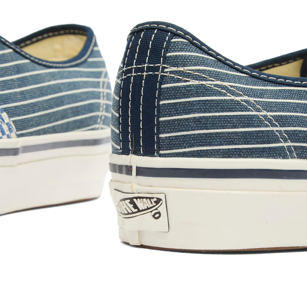 Vans LX Authentic 44 Sneaker