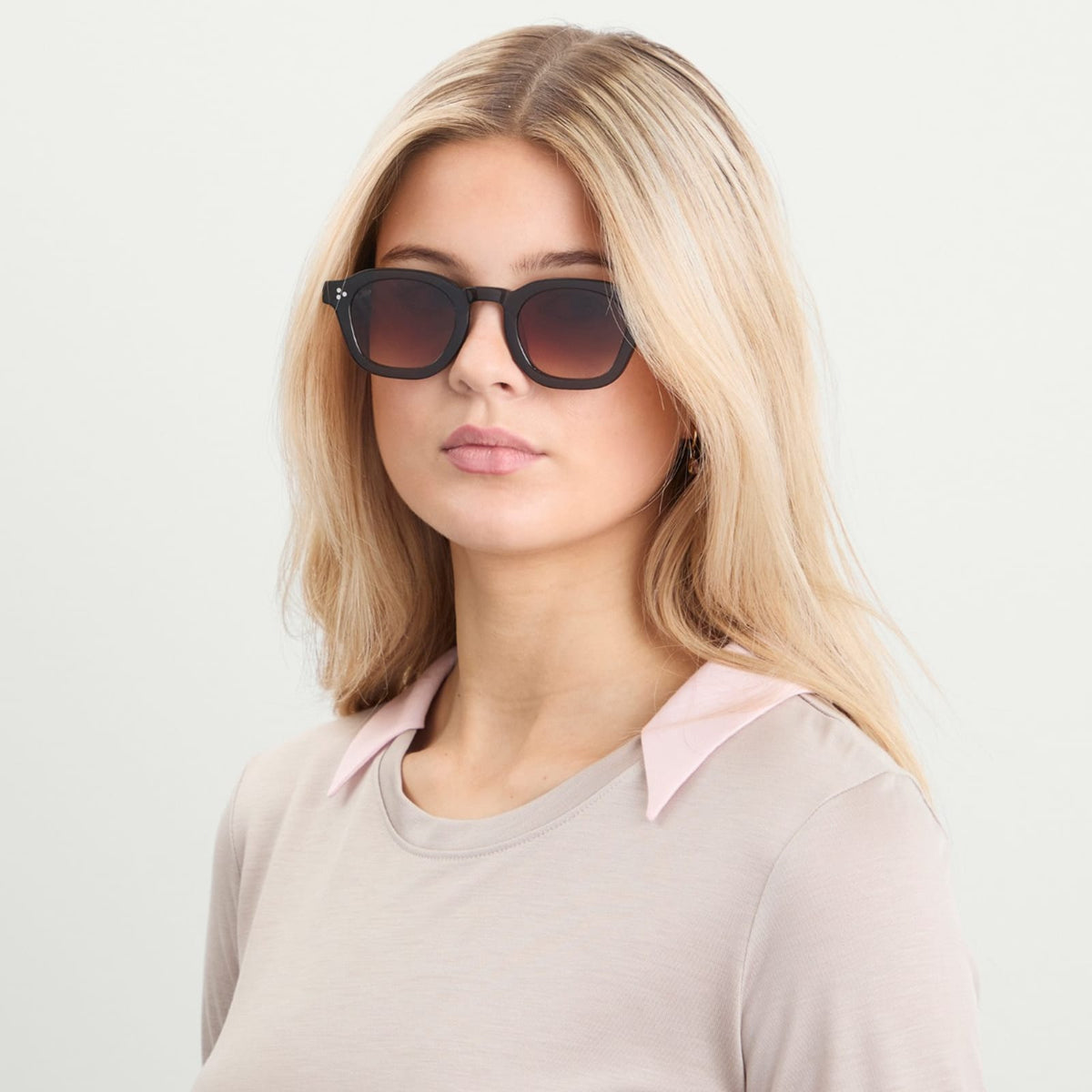 AKILA Logos Sunglasses