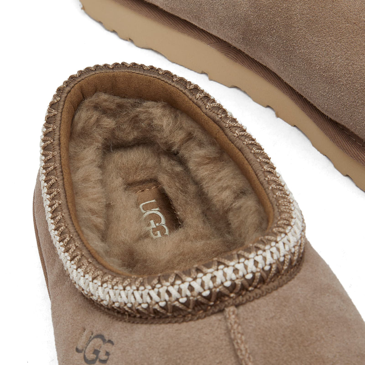 UGG Tasman
