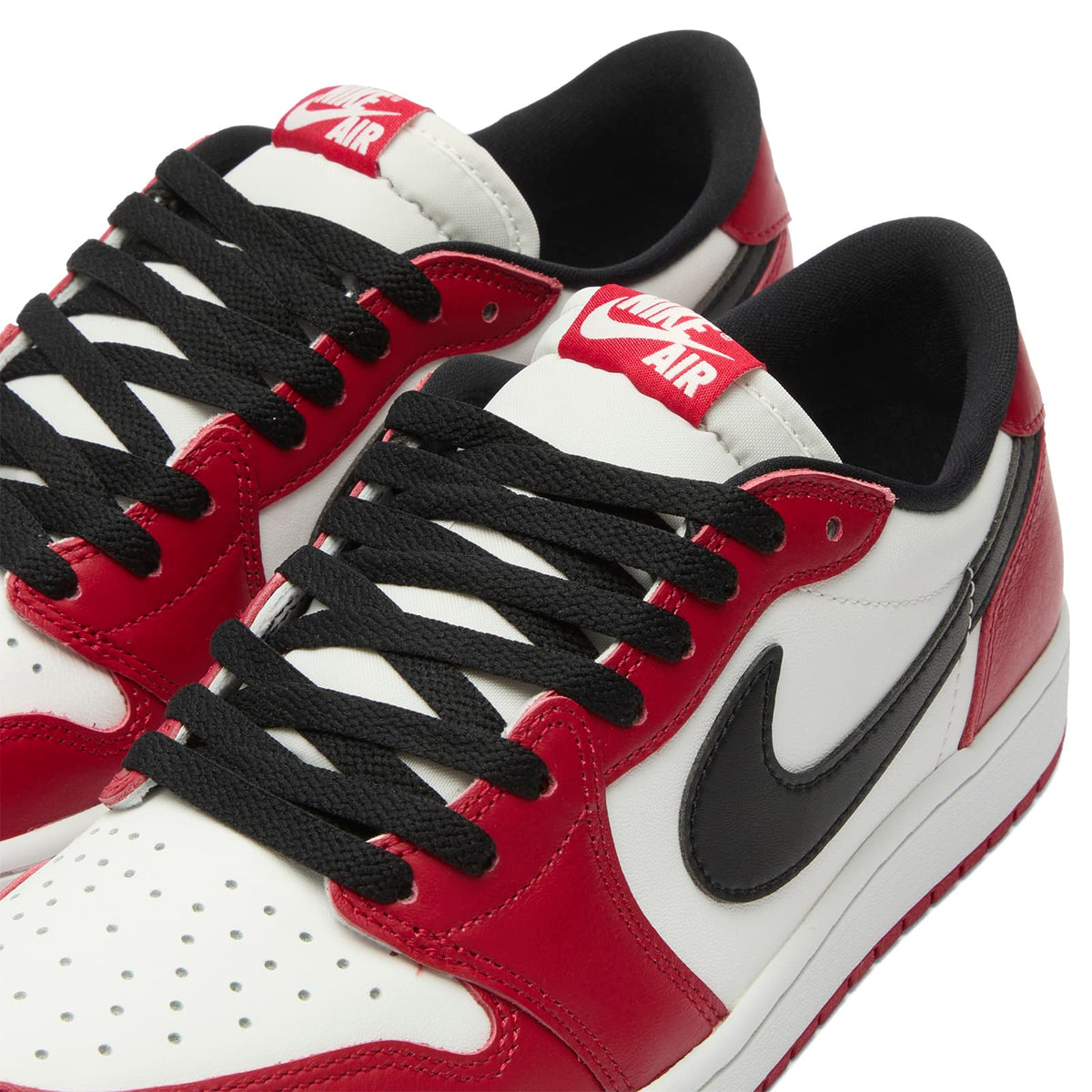 Air Jordan 1 Retro Low OG 'Chicago' Sneaker