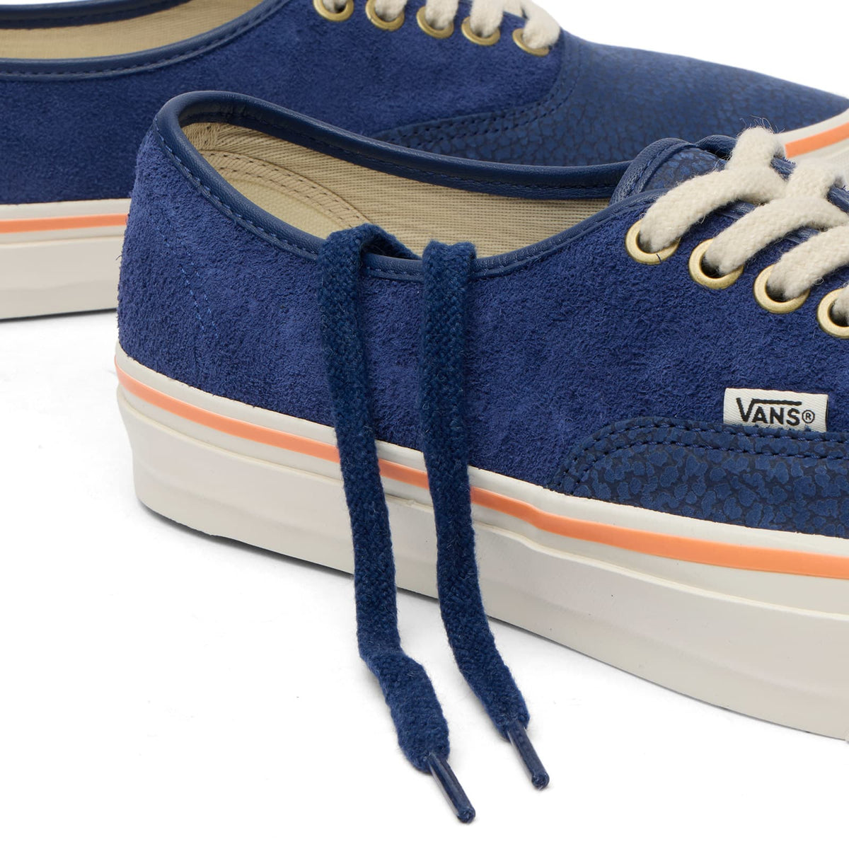 Vans OTW Authentic 44 Siped Vibram Sneaker