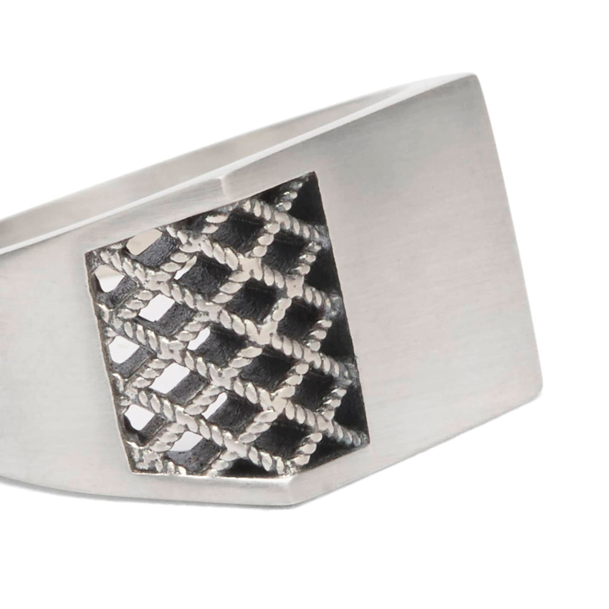 Serge DeNimes Traitors Ring
