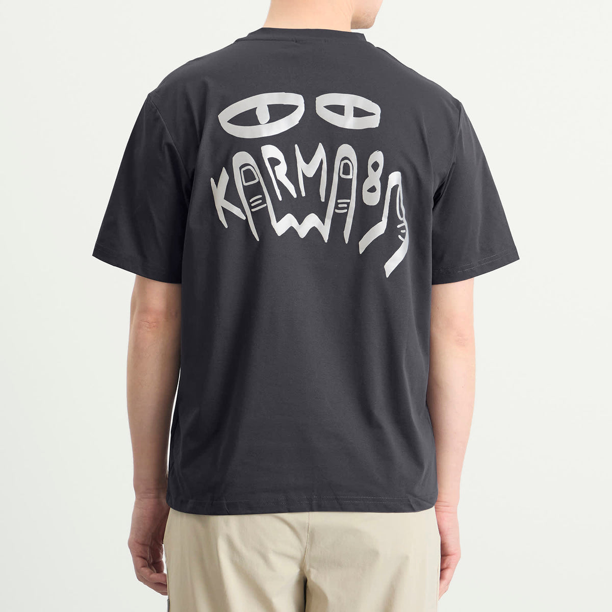 Karma8a Logo Pocket Rue T-Shirt