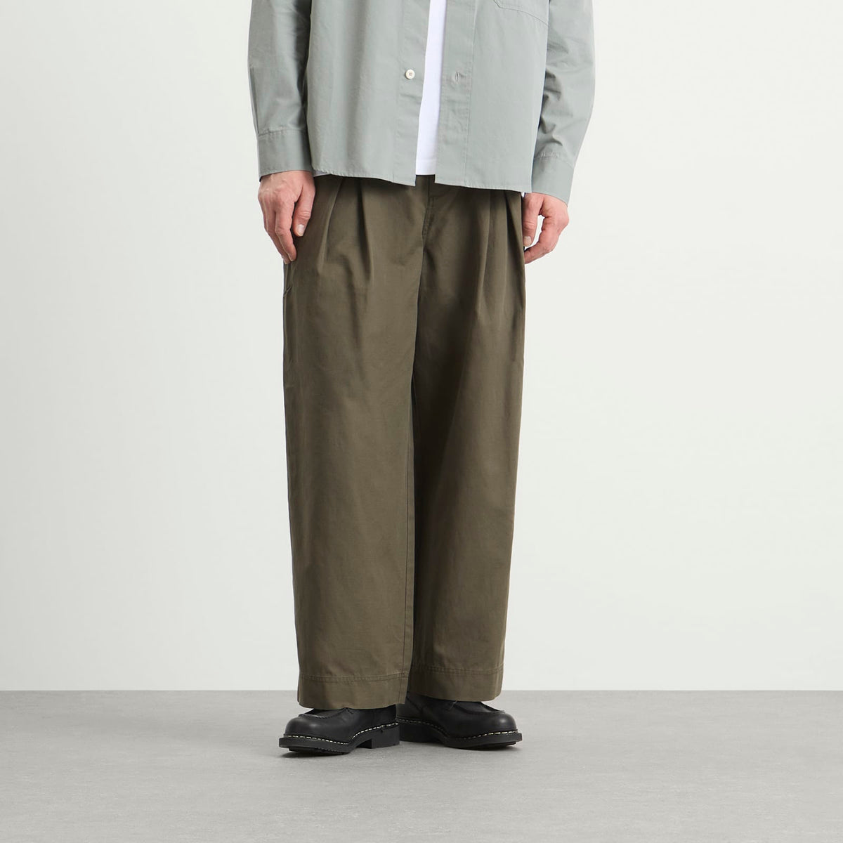 Folk Easy Fit Trouser