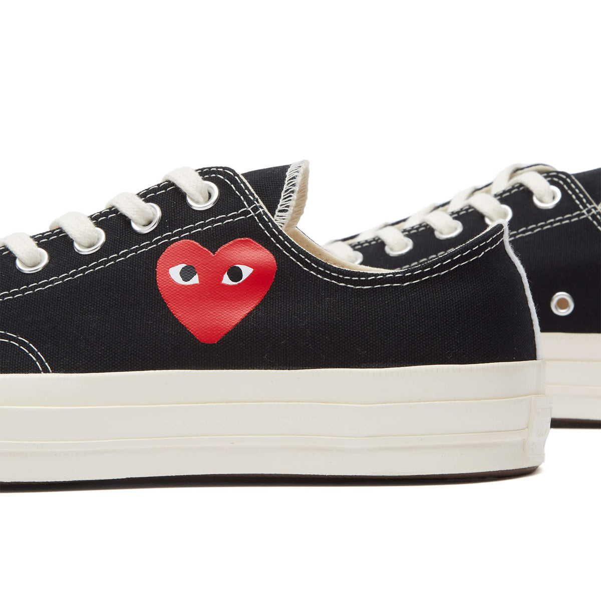 Comme des Garçons Play x Converse Chuck Taylor Red Heart 197