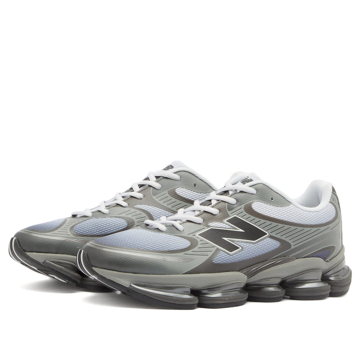 New Balance 2000 Sneaker