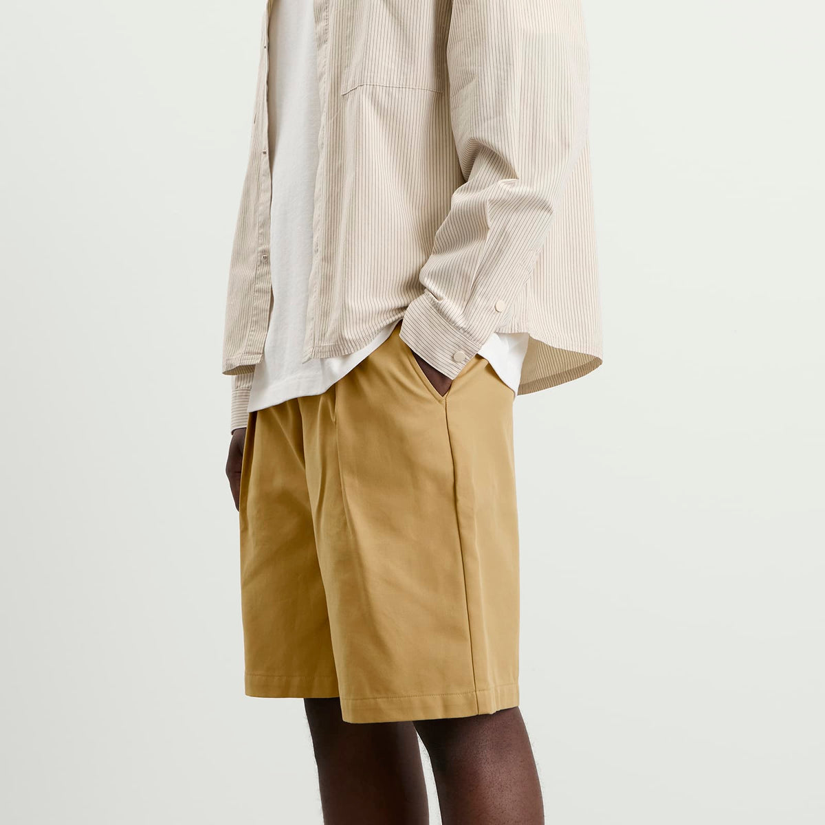 Bound Wide Pleated Shorts