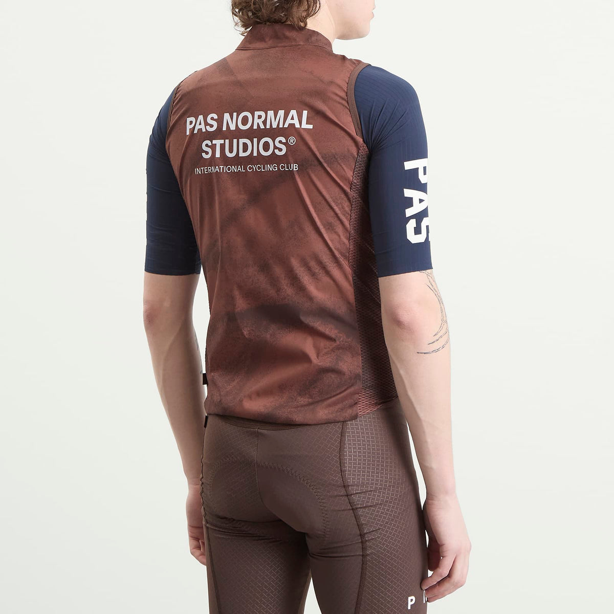 Pas Normal Studios Mechanism Stow Away Gilet