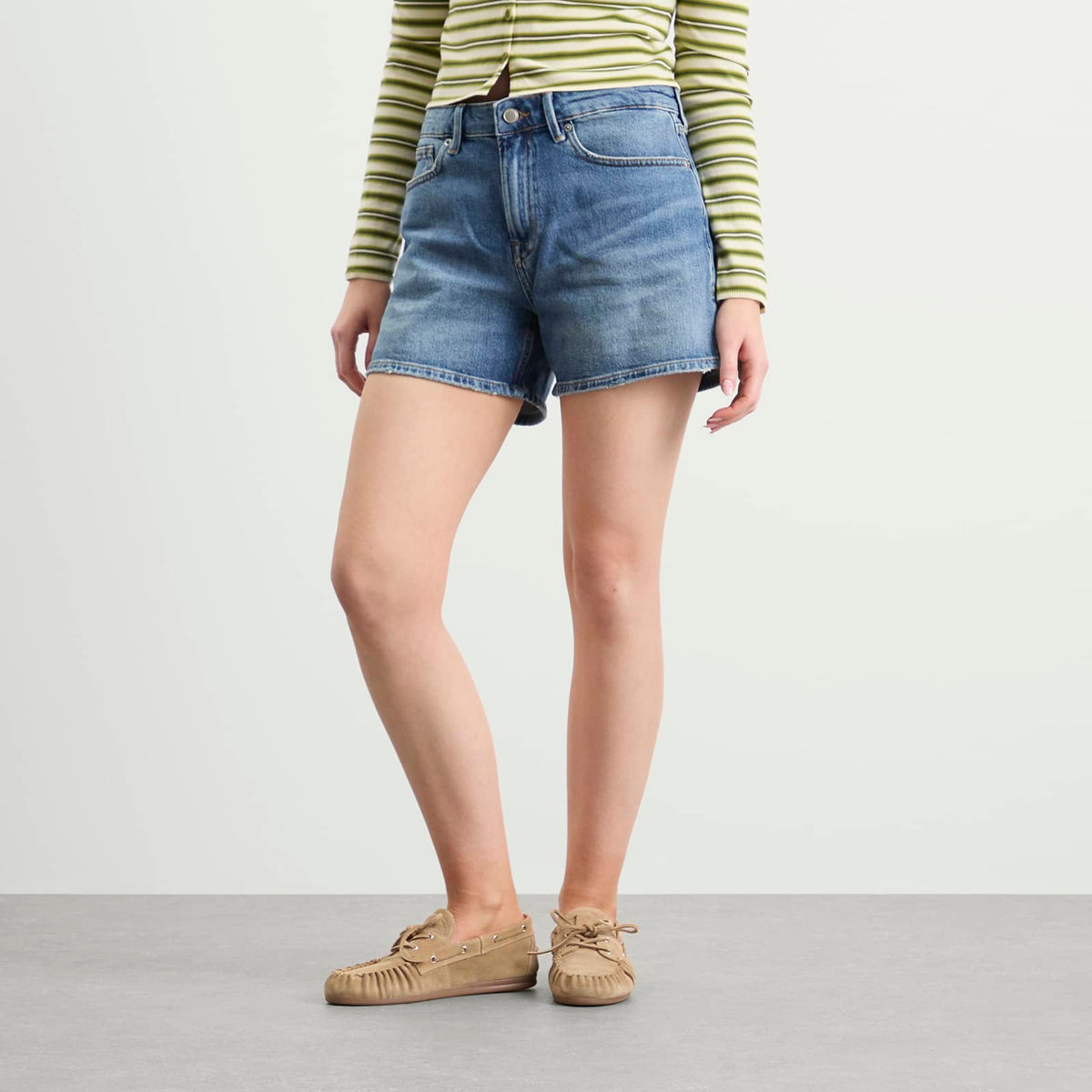 Good American Good Everyday Shorts
