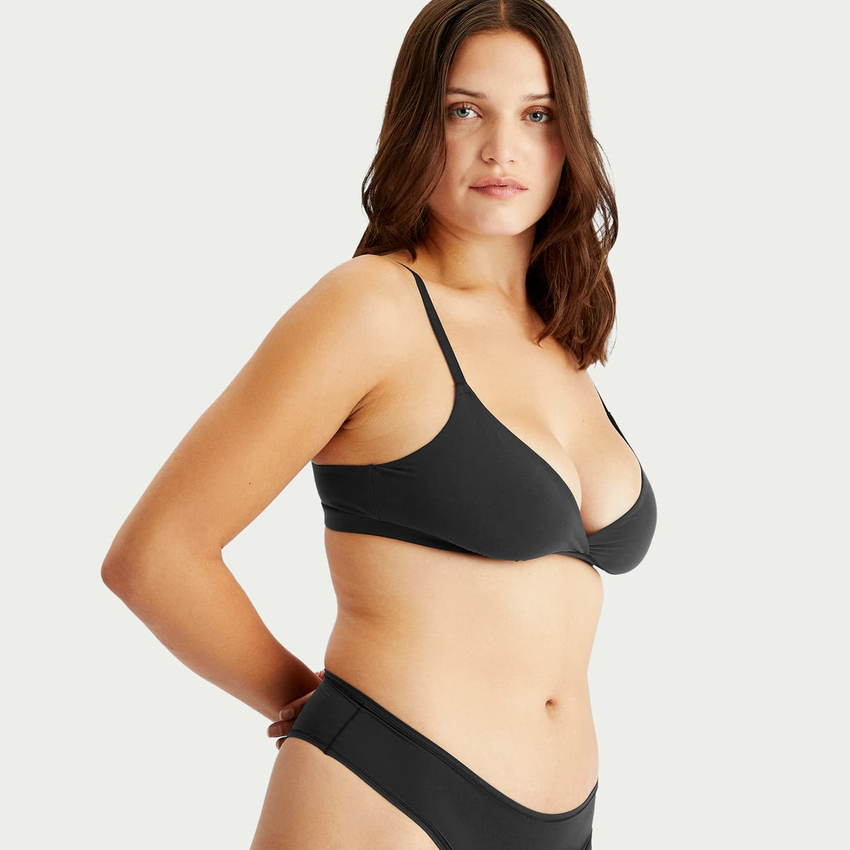 SKIMS Fits Everybody Crossover Bralette