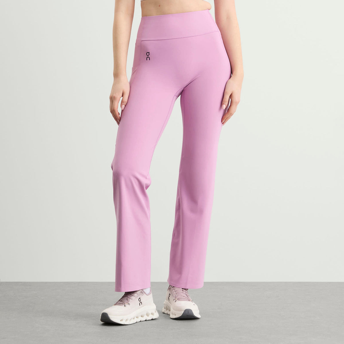ON Studio Flared Leggings