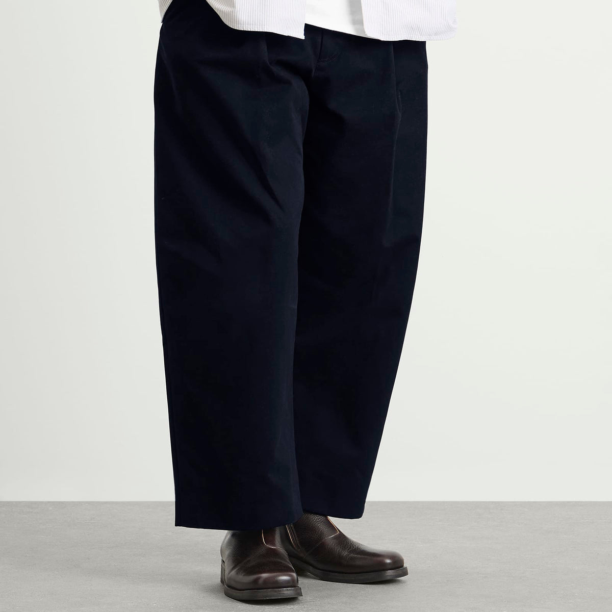 Studio Nicholson Sorte Peached Cotton Pleat Volume Pant