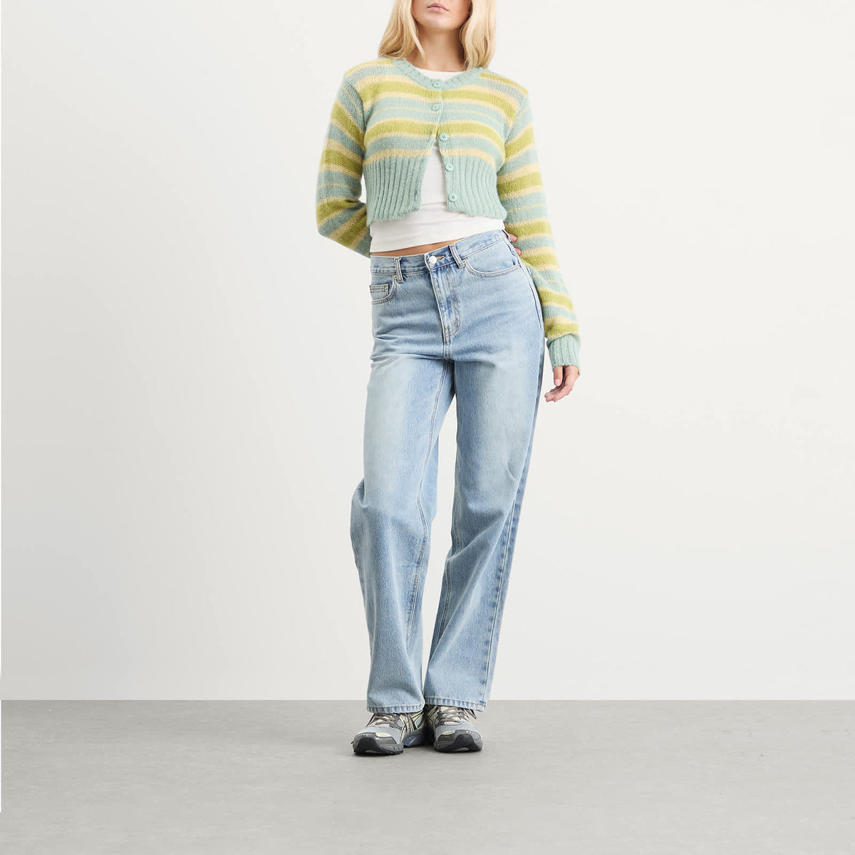SUNDAYFRUITMARKET Sun Cropped Cardigan