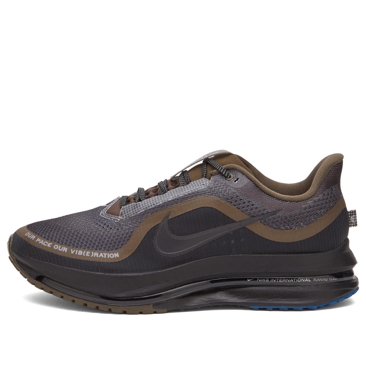 Nike Pegasus Premium Sneaker