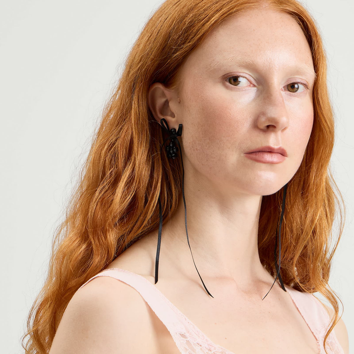 Simone Rocha Mini Daisy Drop Bow Earrings