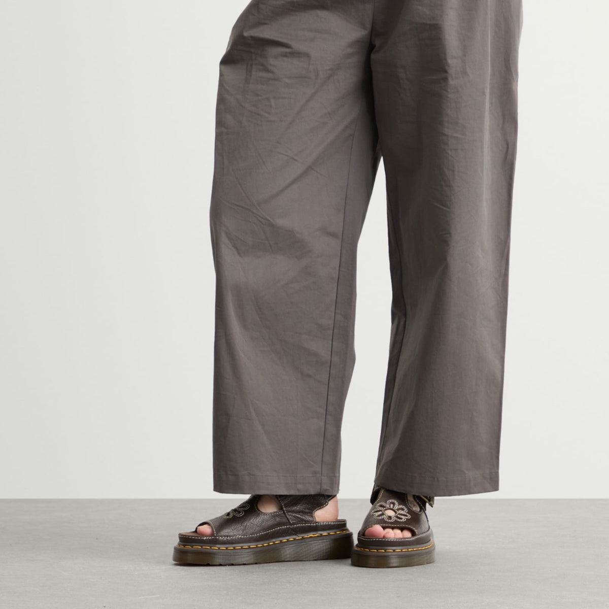 Dr. Martens Dunnet Flower Sandal