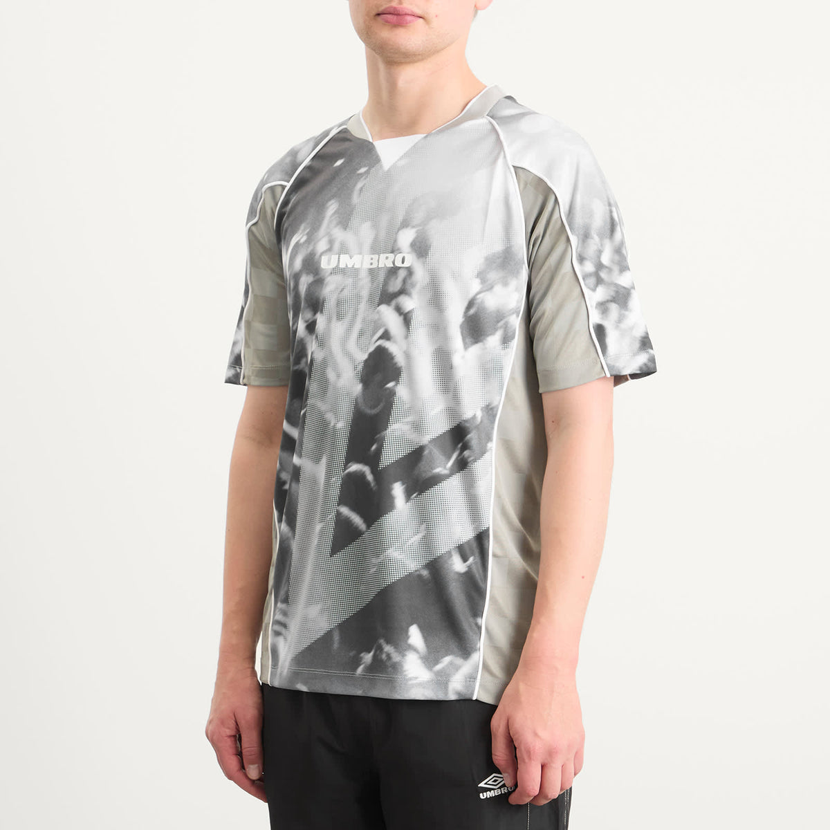 Umbro Panelled Raglan Shirt