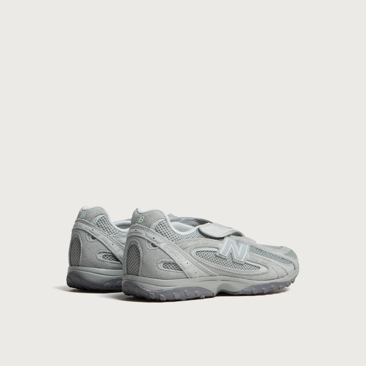 New Balance 204V Sneaker
