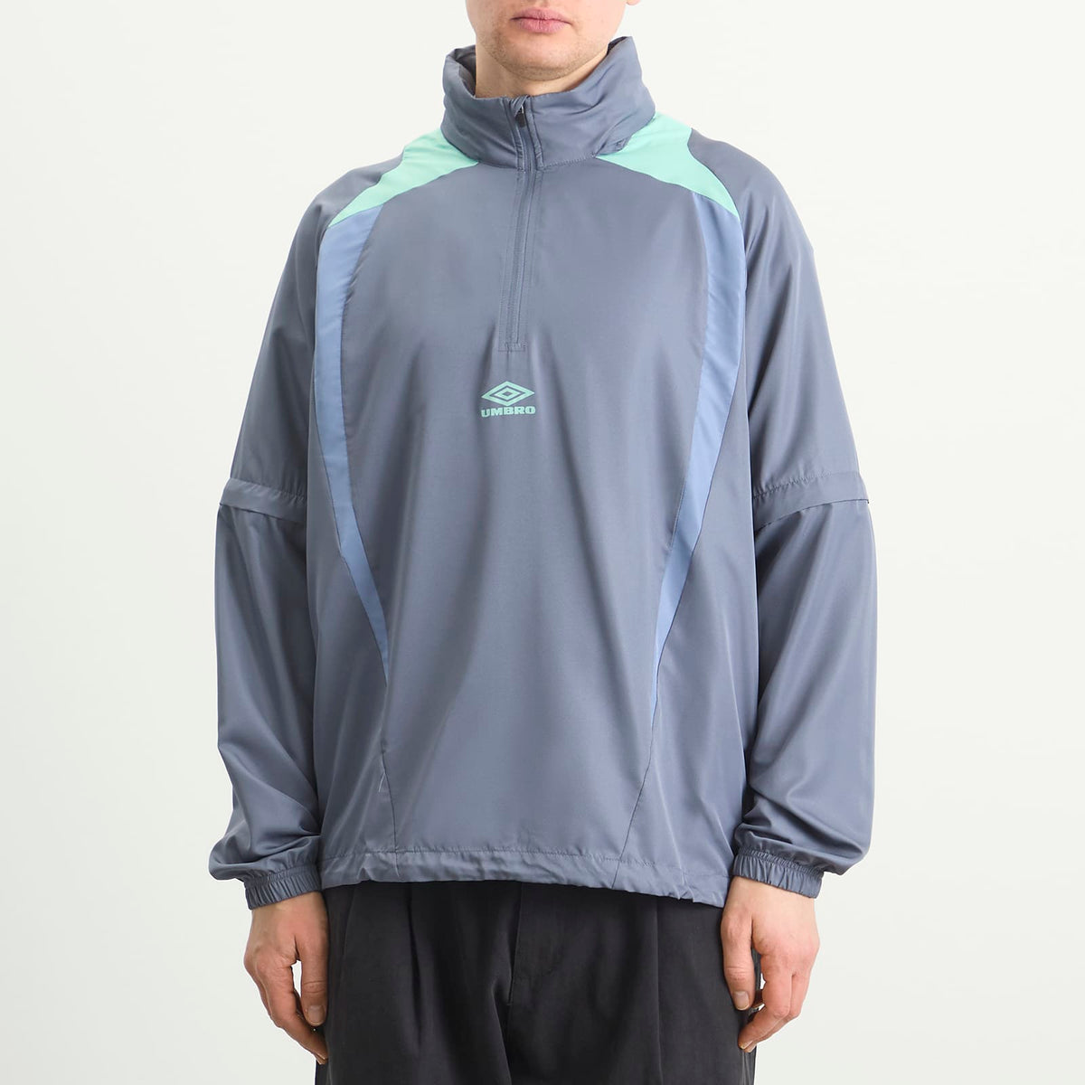 Umbro Zip Off Sleeve Wind Jacket