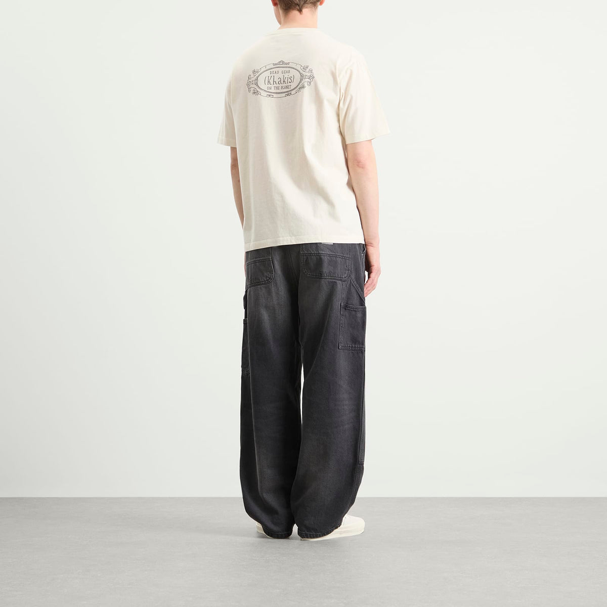 Khakis T.W Drawing T-Shirt