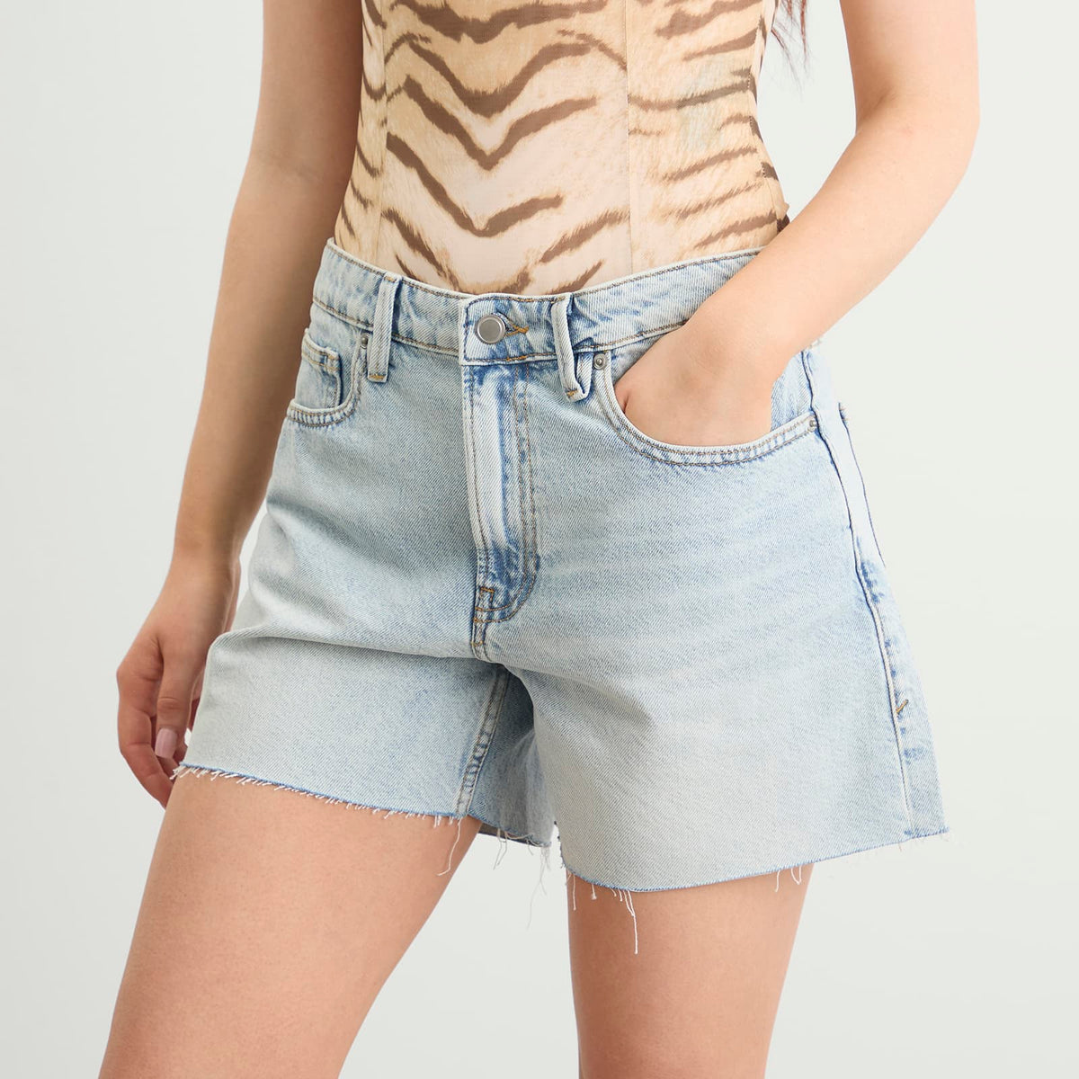 Good American Good Everyday Shorts