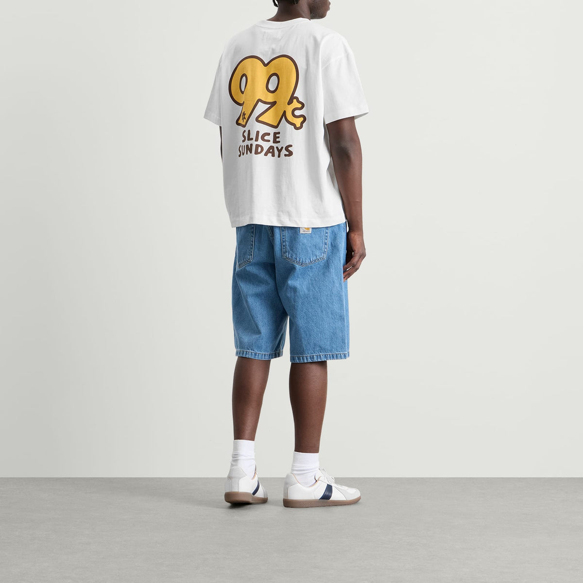 Sundays 99 Tee