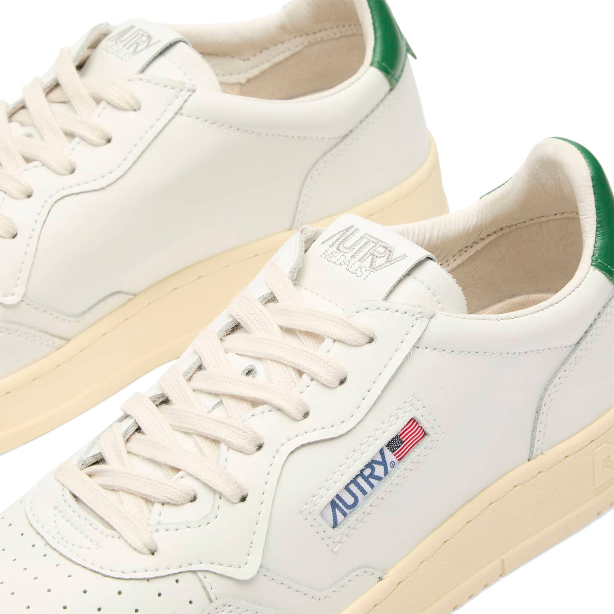 Autry 01 Low Leather Sneaker
