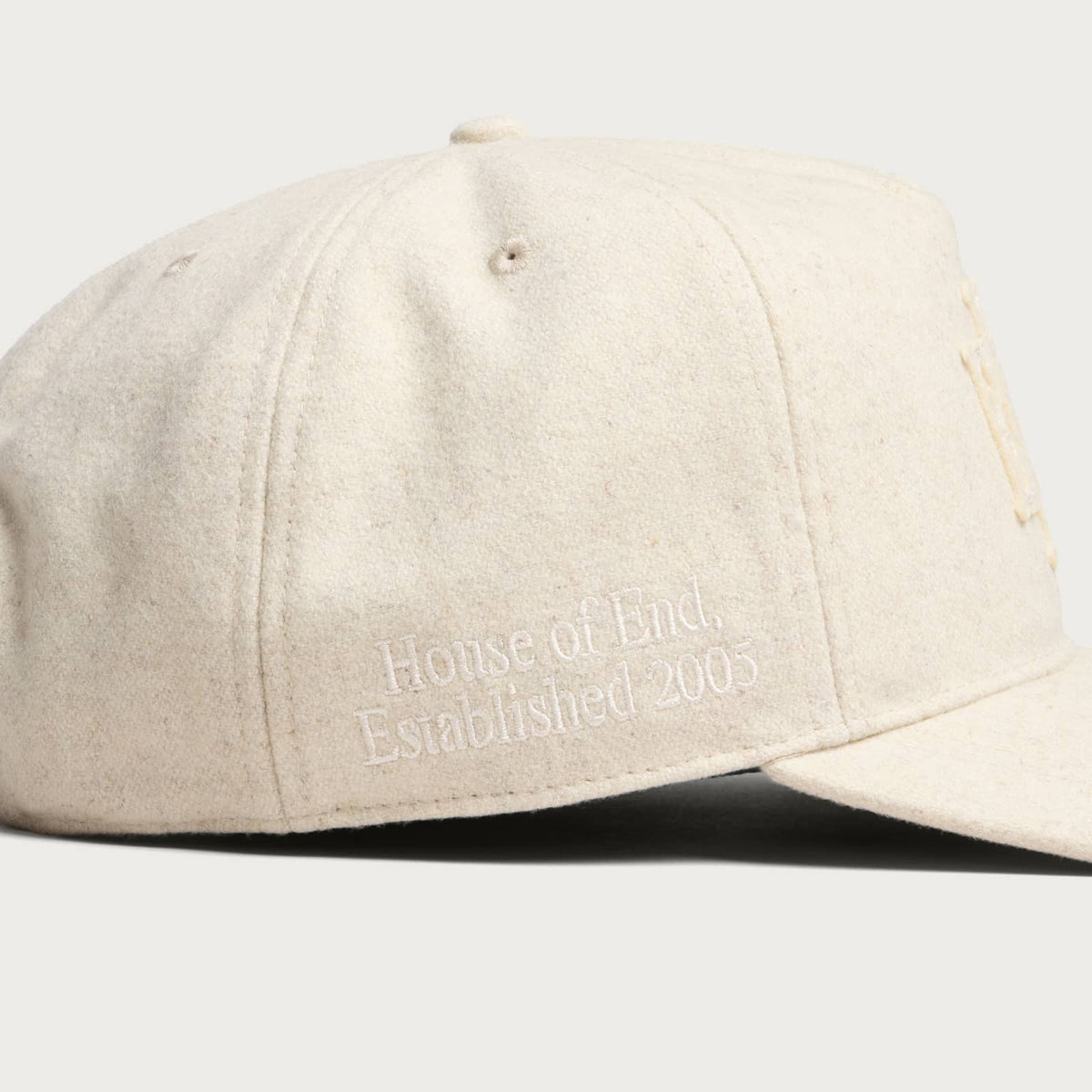 END. Monogram Hitch LC Cap