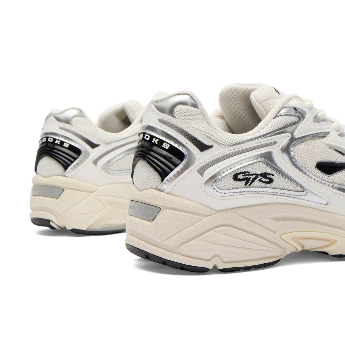 Brooks Adrenaline GTS 4