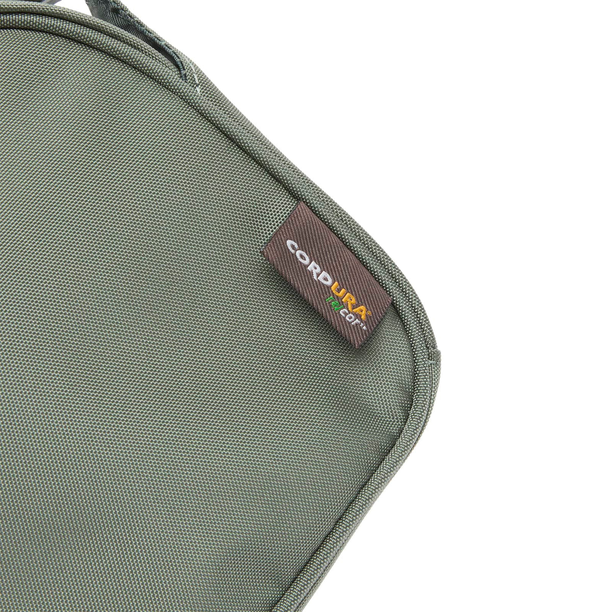 F/CE. 420 re/cor Holiday Bag
