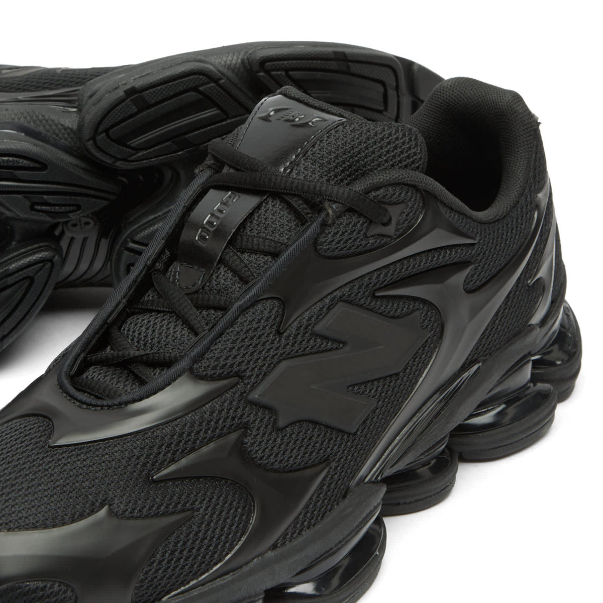 New Balance Abzorb 2000 Sneaker